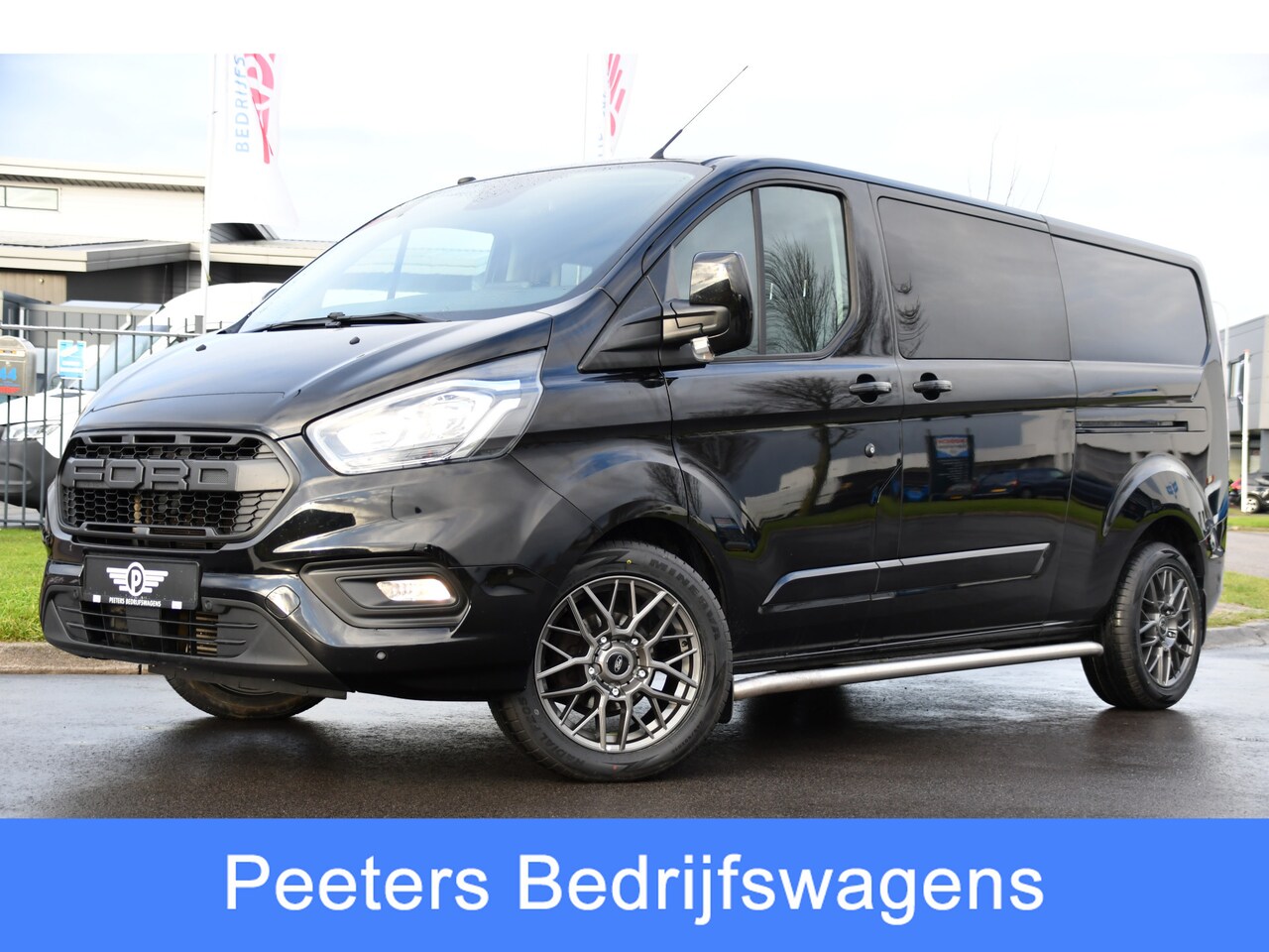 Ford Transit Custom - 300 2.0 TDCI L2H1 Black Edition DC Limited Camera, Cruise, Carplay, Automaat, Sensoren, 13 - AutoWereld.nl