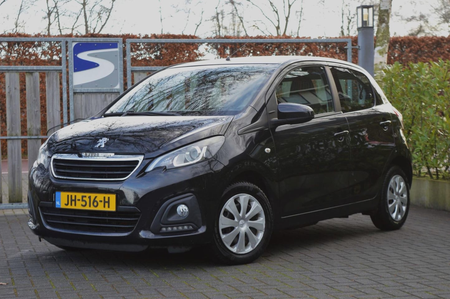 Peugeot 108 - 1.0 e-VTi Active | 5-deurs | airco - AutoWereld.nl