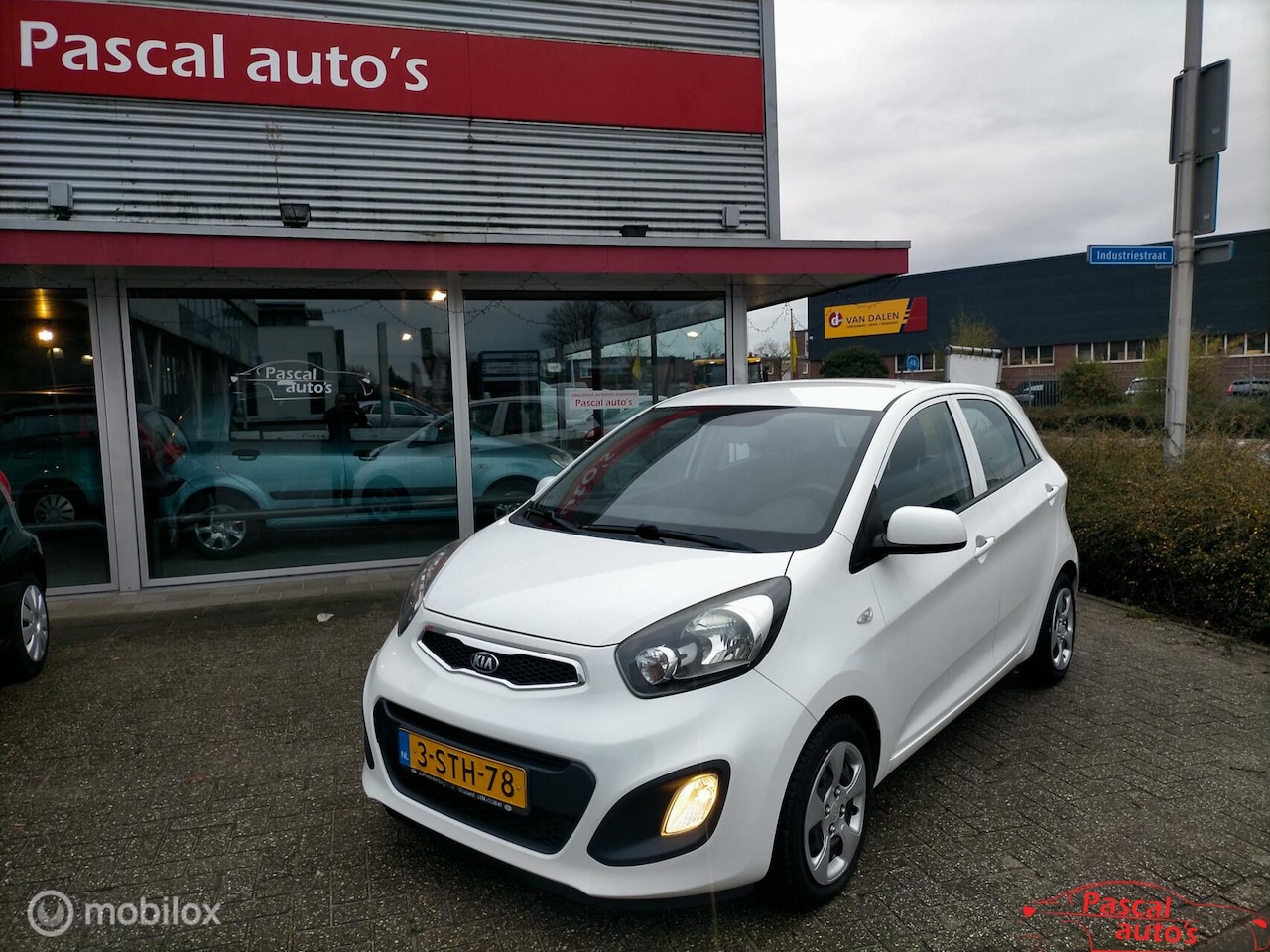 Kia Picanto - 1.2 CVVT nap 4 cilinder airco nw apk - AutoWereld.nl