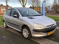 Peugeot 206 - 1.4 X-line