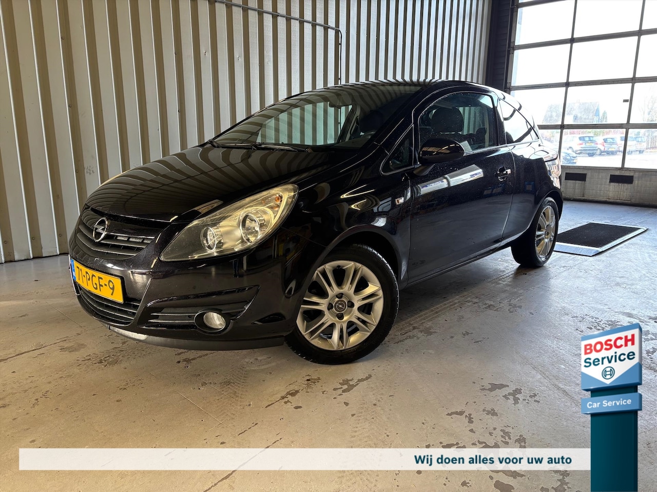 Opel Corsa - 1.4 16V 3D AUT Color Edition - AutoWereld.nl