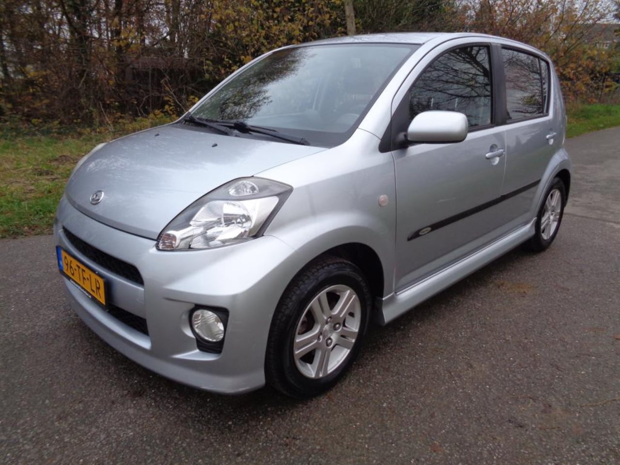 Daihatsu Sirion 2 - 1.3-16V Comfort AUTOMAAT! Airco! NAP! - AutoWereld.nl