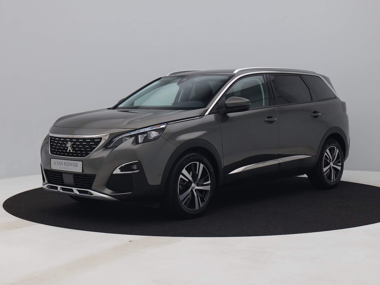 Peugeot 5008 - 1.2 PureTech 130 PK Automaat Allure 7-Pers. | LED | CAMERA | KEYLESS - AutoWereld.nl