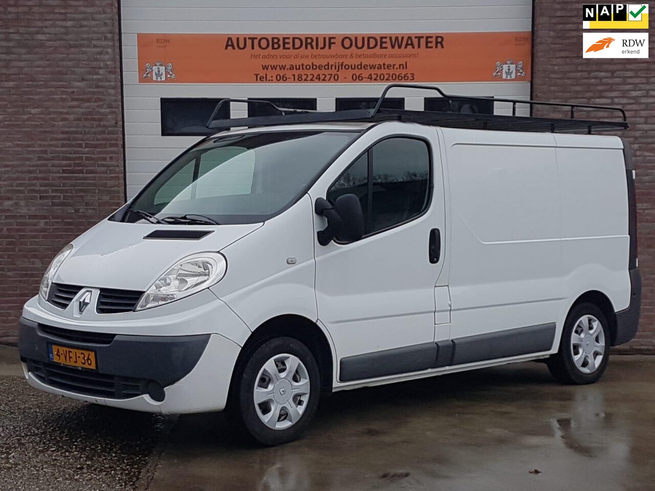 Renault Trafic - 2.0 dCi T27 L1H1 Générique DC 2.0 dCi T27 L1H1 Générique DC Marge ! - AutoWereld.nl