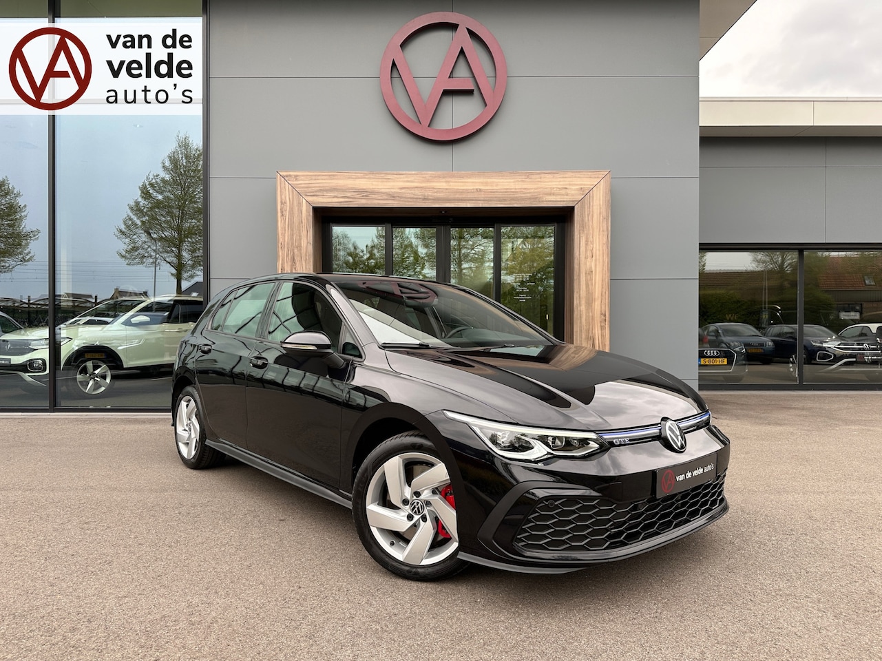 Volkswagen Golf - 1.4 eHybrid GTE 245pk | Led | Adap. Cruise | Navi | Rijklaar incl. 1 jaar Bovag garantie - AutoWereld.nl