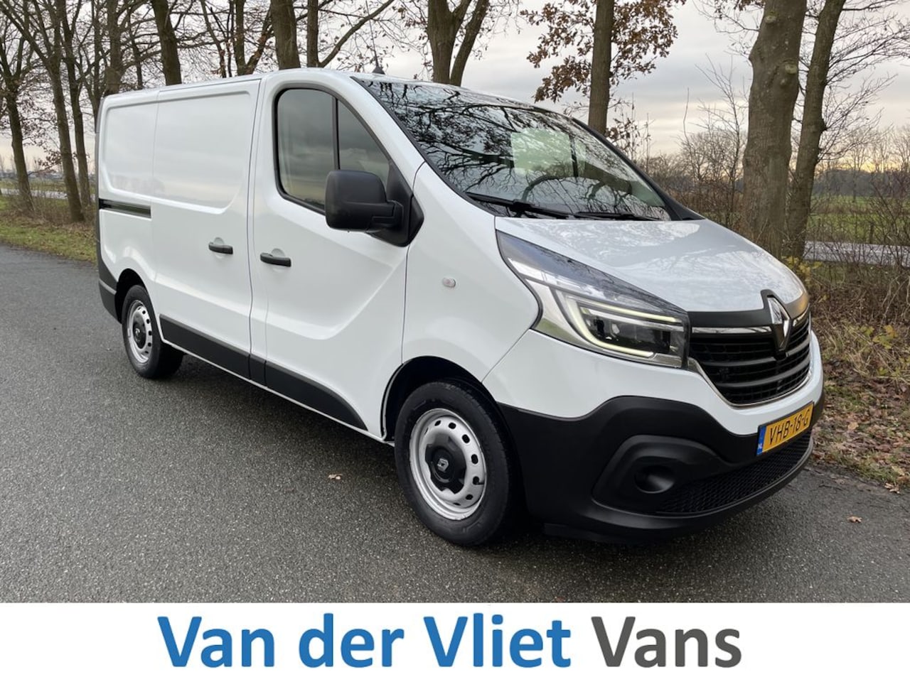 Renault Trafic - 2.0 dCi 120pk E6 Comfort Lease €267 p/m, Airco, Navi, PDC, Trekhaak, Volledig onderhoudshi - AutoWereld.nl