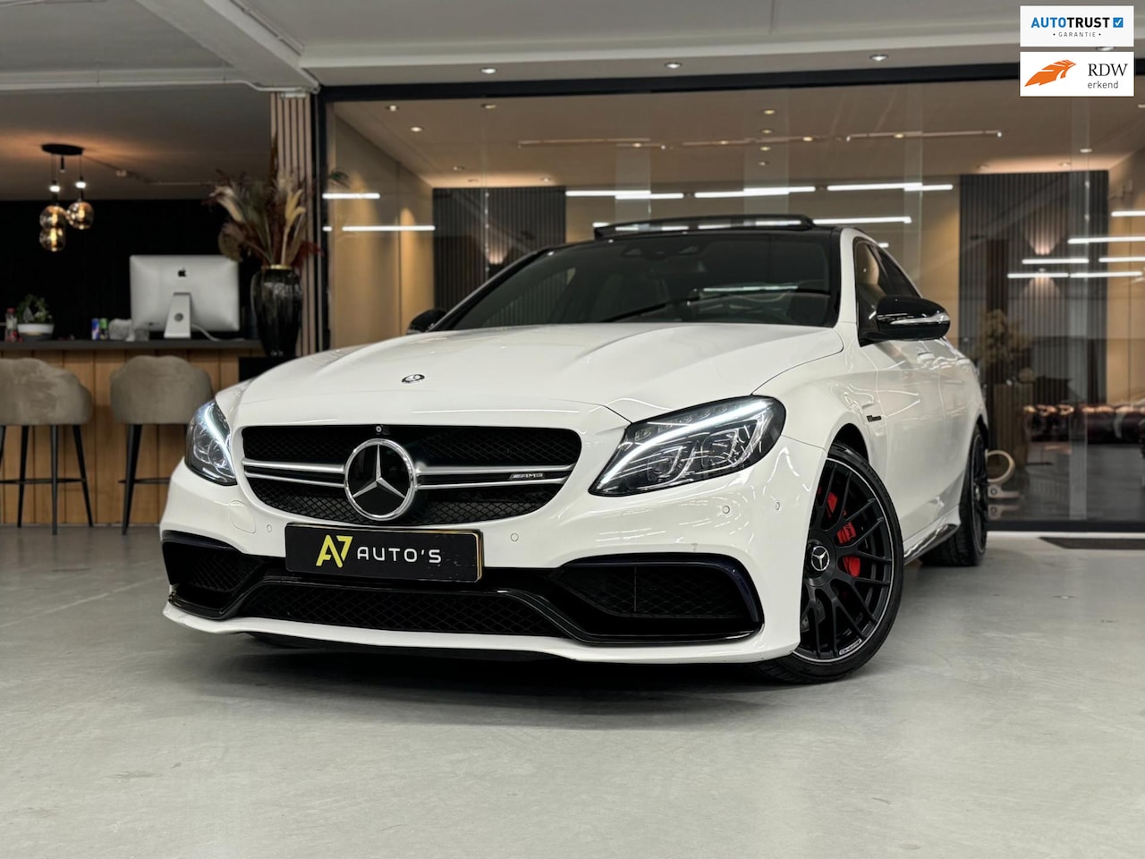 Mercedes-Benz C-klasse - AMG 63 S Edition 1/ KUIPSOELEN/BOMVOL - AutoWereld.nl