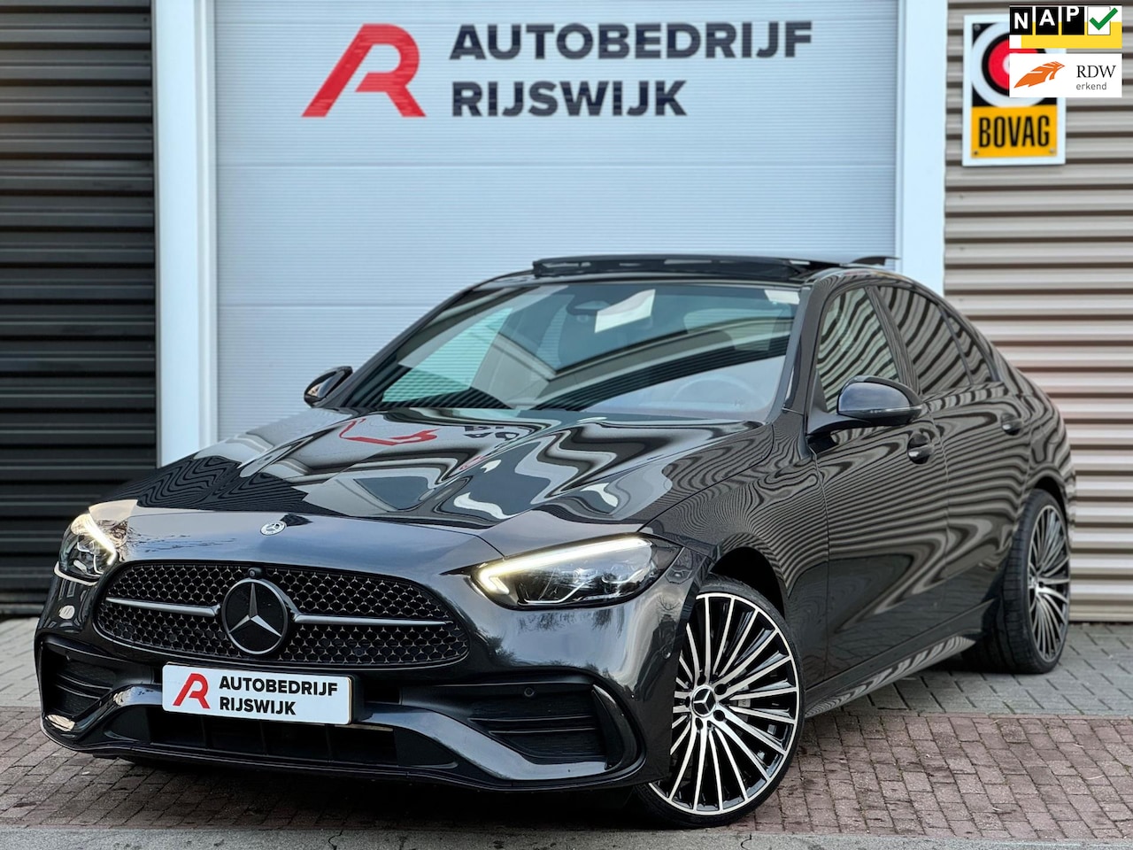 Mercedes-Benz C-klasse - 300 e AMG Line Pano/360/Head-Up - AutoWereld.nl