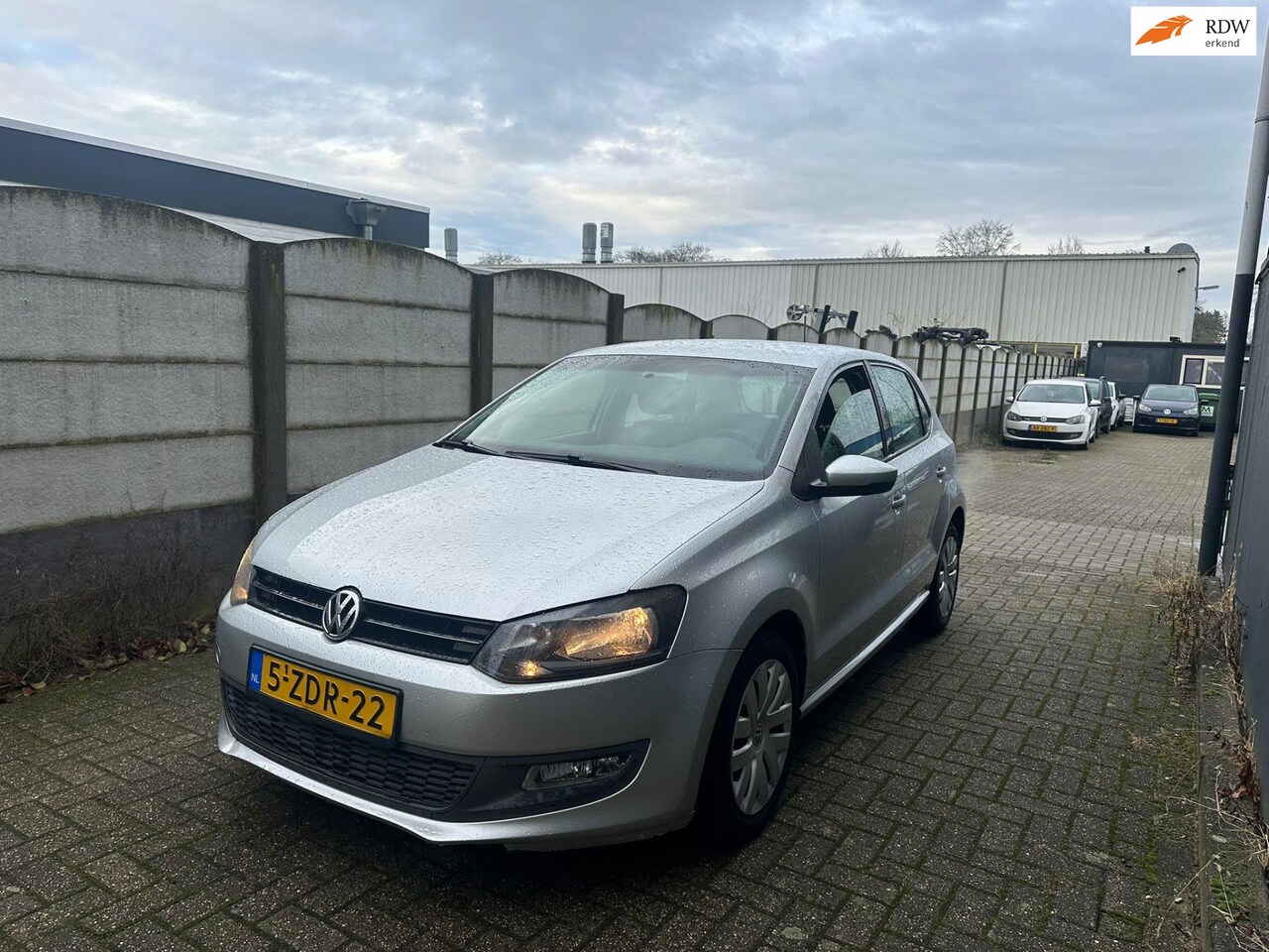 Volkswagen Polo - 1.6 TDI Highline 1.6 TDI Highline - AutoWereld.nl