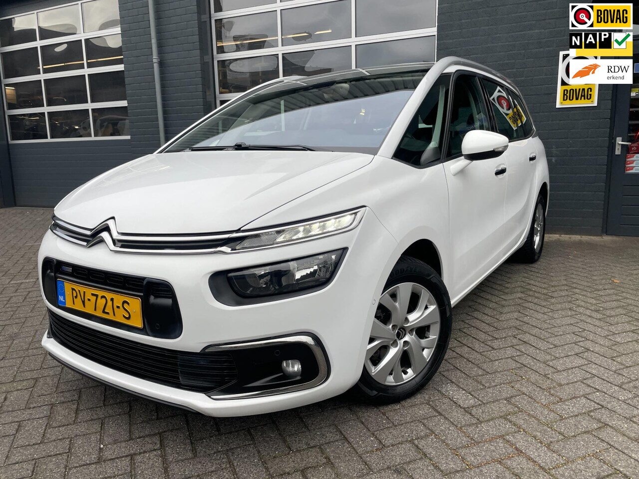 Citroën Grand C4 Picasso - 1.2 PureTech Business 7Persoons, Trekhaak, Keyles, Navi, Cruise - AutoWereld.nl