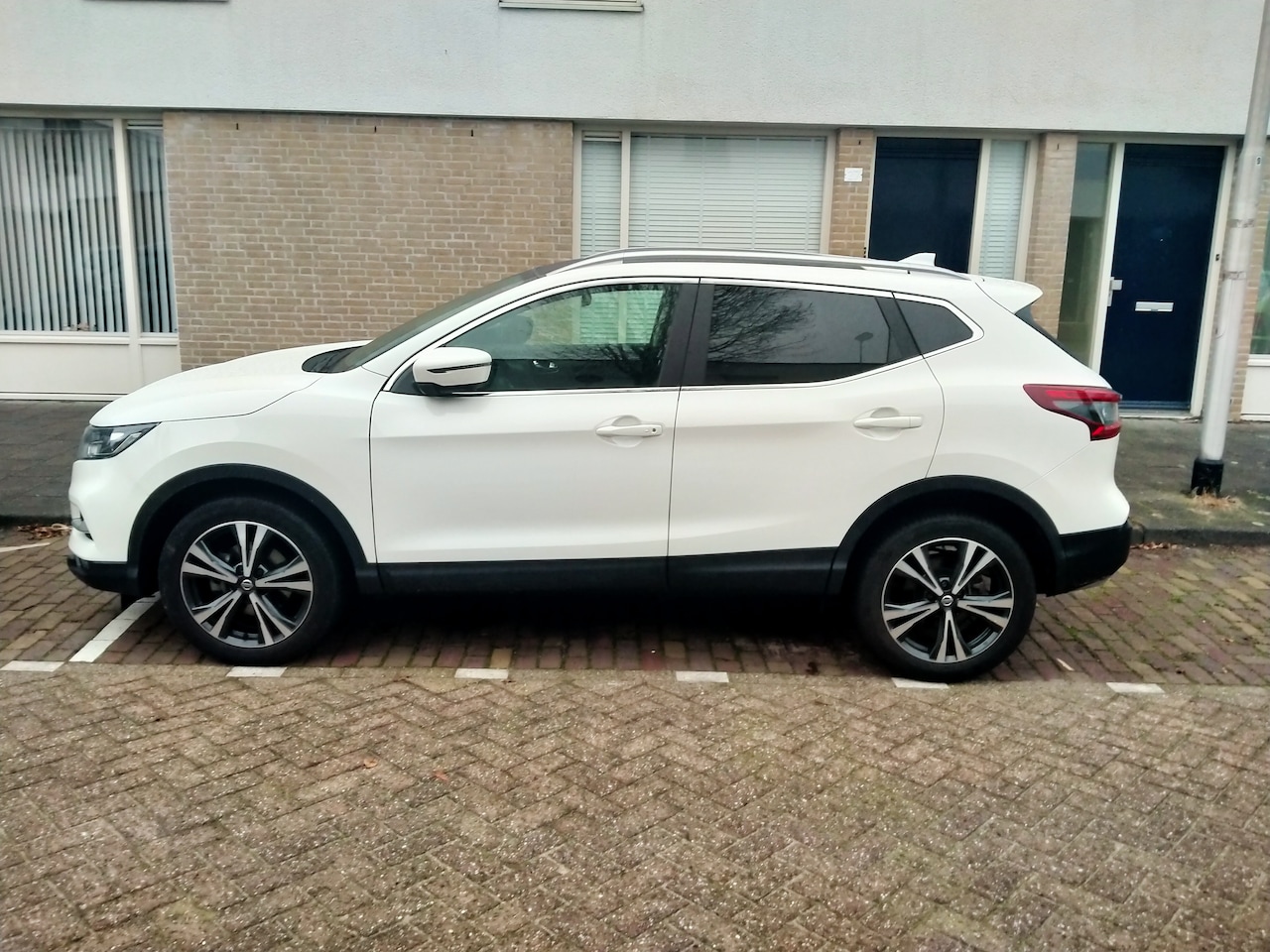 Nissan Qashqai - 1.5 dCi Tekna + - AutoWereld.nl