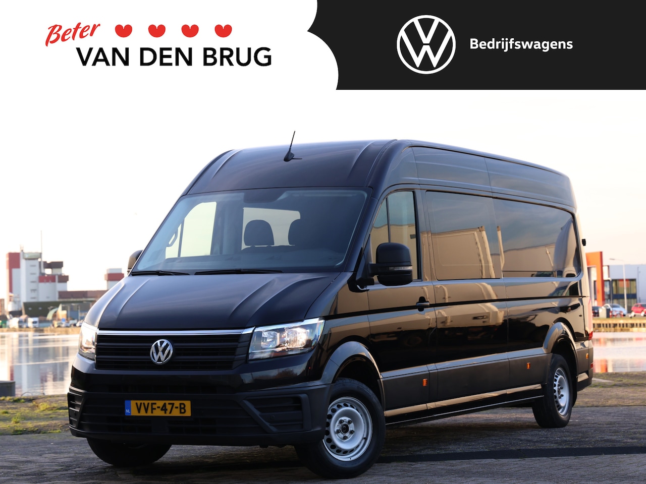 Volkswagen Crafter - 35 2.0TDI 140PK Automaat DC L4H3 Highline | Airco | Cruise | Navi | Camera | Trekhaak | - AutoWereld.nl