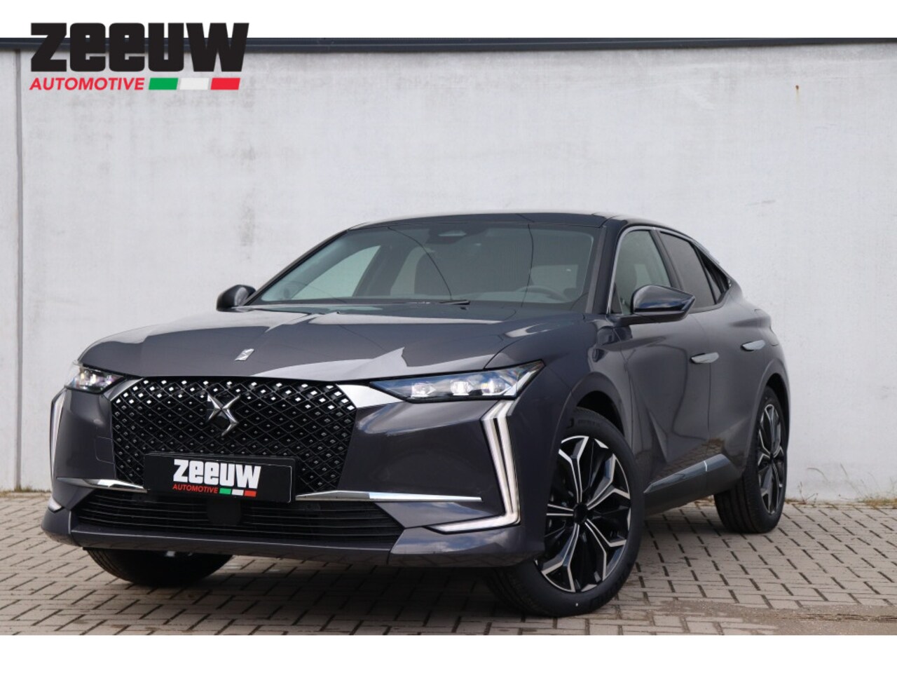 DS 4 - E-Tense 225 PK Antoine Exupery | Brown Nappa | Pano - AutoWereld.nl