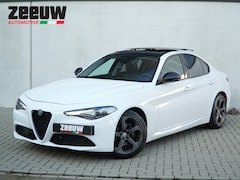 Alfa Romeo Giulia - 2.0 Turbo 280 PK Super | Pano | Leder | Xenon | Navi | 18"