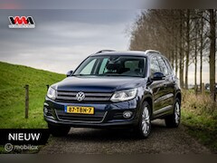 Volkswagen Tiguan - 1.4 TSI Comfort&Design| Pano | Lane assist