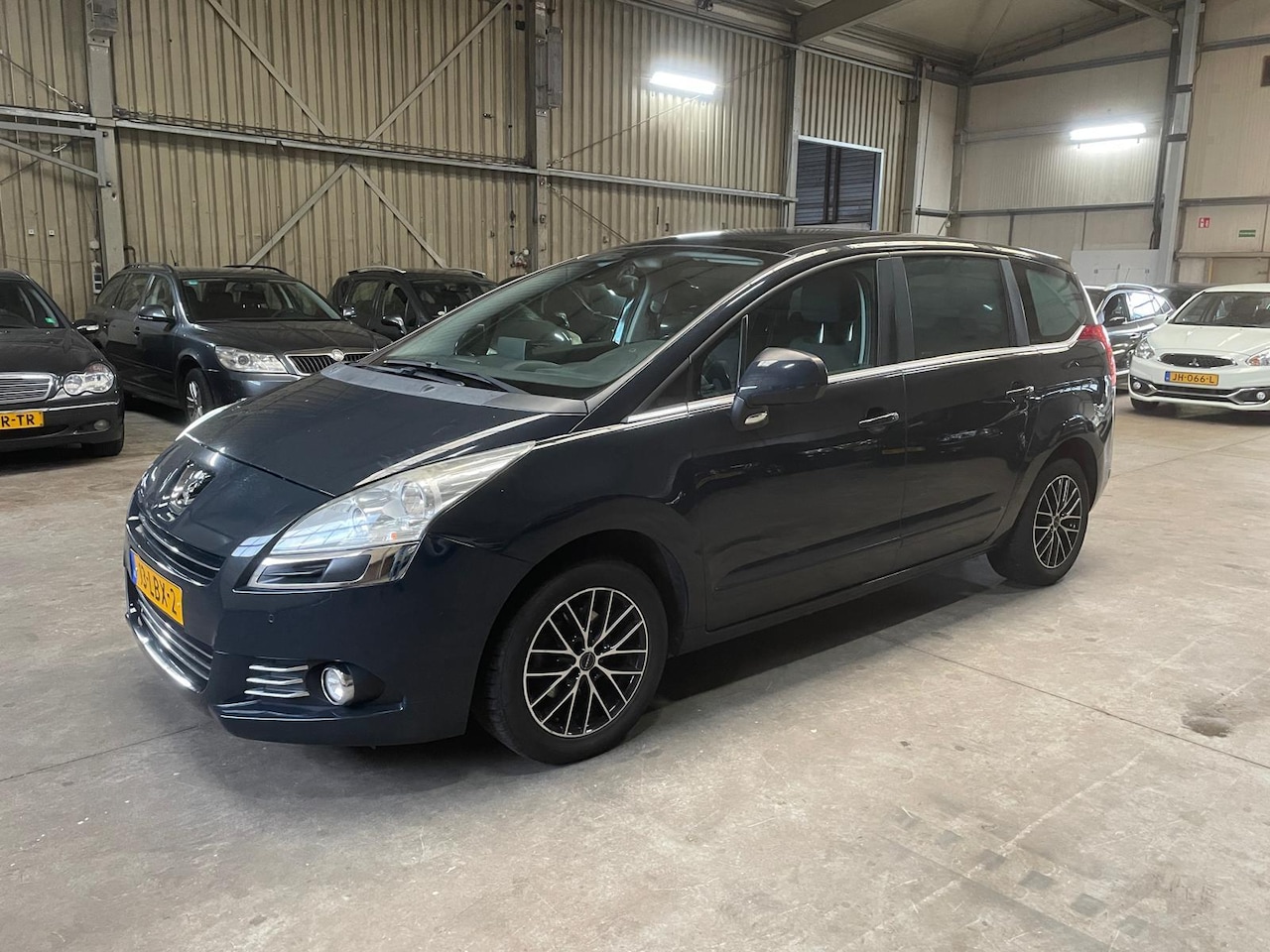 Peugeot 5008 - 1.6 HDiF ST 5p. 1.6 HDiF ST 5p. - AutoWereld.nl