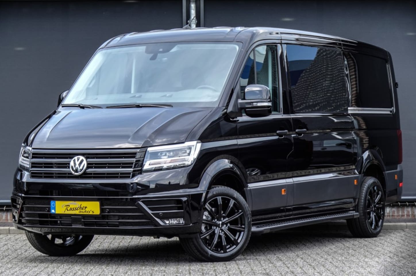 Volkswagen Crafter - L3H2 | 177Pk Aut. | Dubbele Cabine | 2xSchuifdeur | 19'' | Nieuw Model | Wordt verwacht - AutoWereld.nl