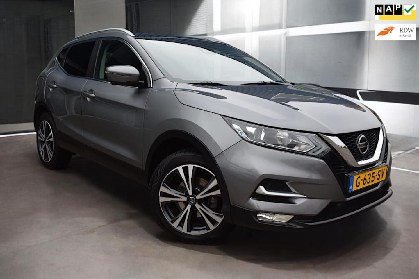 Nissan Qashqai - 1.3 DIG-T Business Edition, 360 graden camera, Rijbaan detectie, Panoramadak