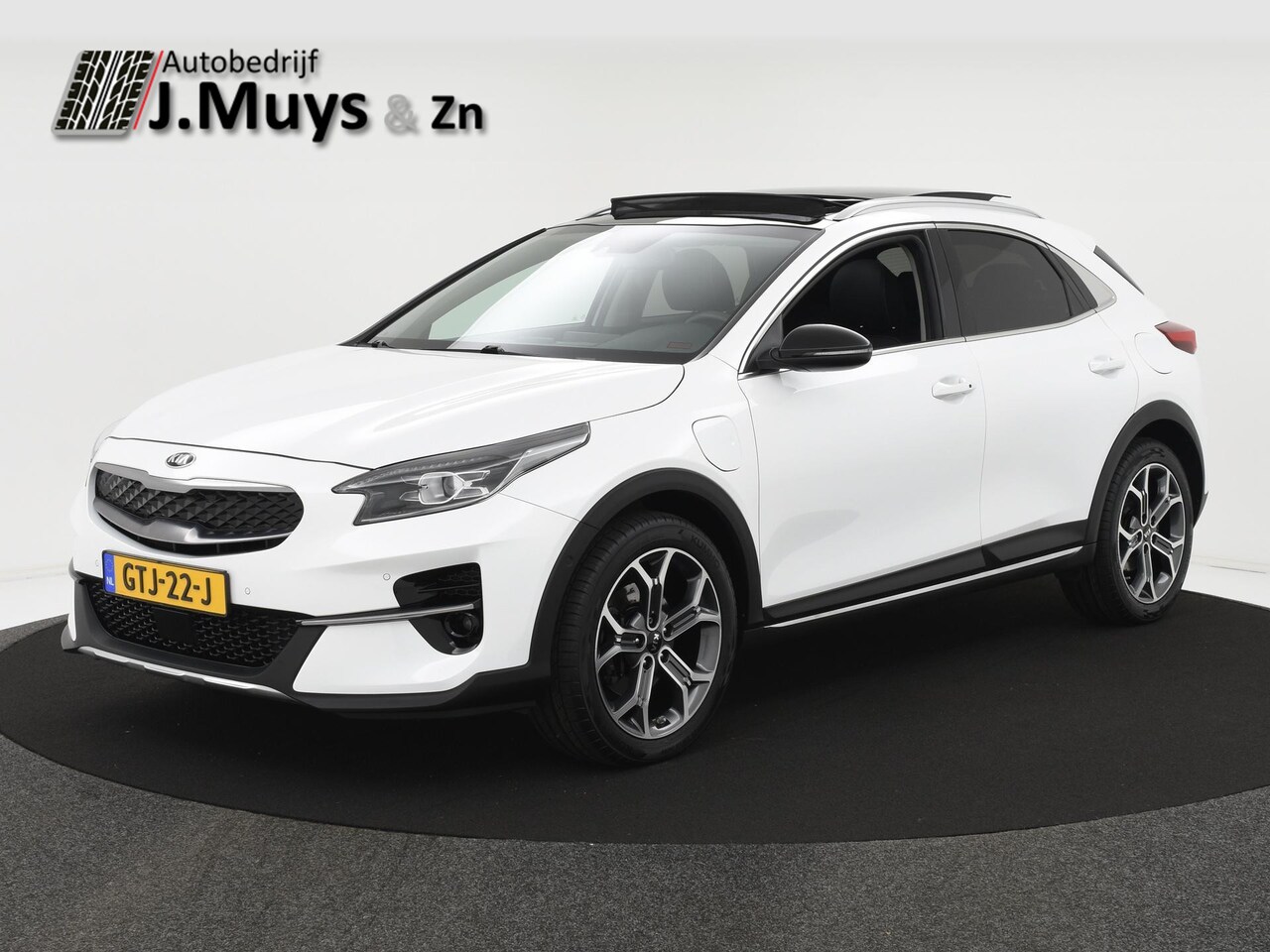 Kia XCeed - 1.6 GDi 140pk PHEV DynamicPlusLine PANODAK|ELEK.ACHTERKLEP|WINTERPACK|MEMORYSTOEL|ACC|BLIS - AutoWereld.nl