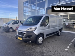 Peugeot Boxer - 330 2.0 BlueHDI L2H1 Premium | Houten Betimmering | Parkeersensoren | Trekhaak | Navigatie