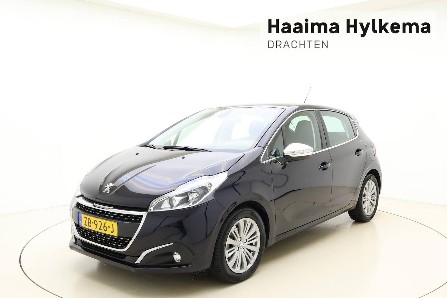 Peugeot 208 - 1.2 PureTech Blue Lease Allure 110pk | Navigatie | Climate Control | 16'' LM Velgen - AutoWereld.nl