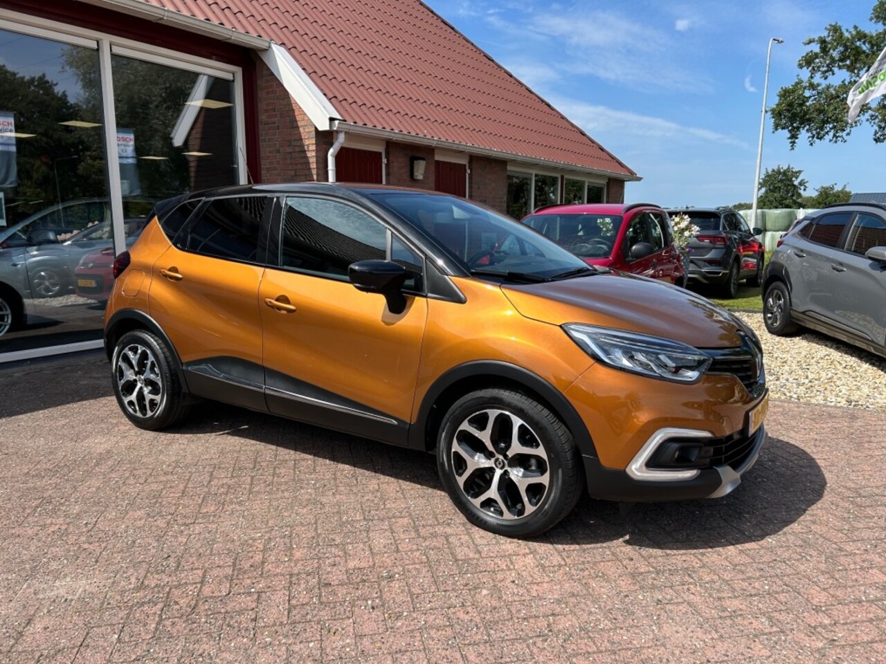 Renault Captur - 1.2 TCE INTENS 120 PK AUTOMAAT! - AutoWereld.nl