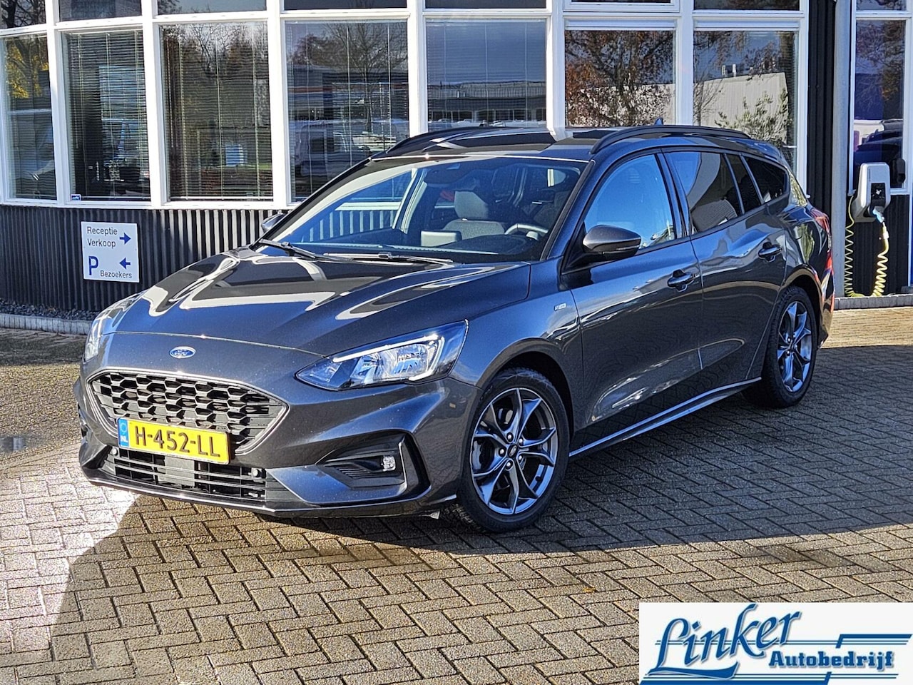 Ford Focus Wagon - 1.5 EcoBoost ST Line Business STUURVERW DEALER ONDERHOUD - AutoWereld.nl