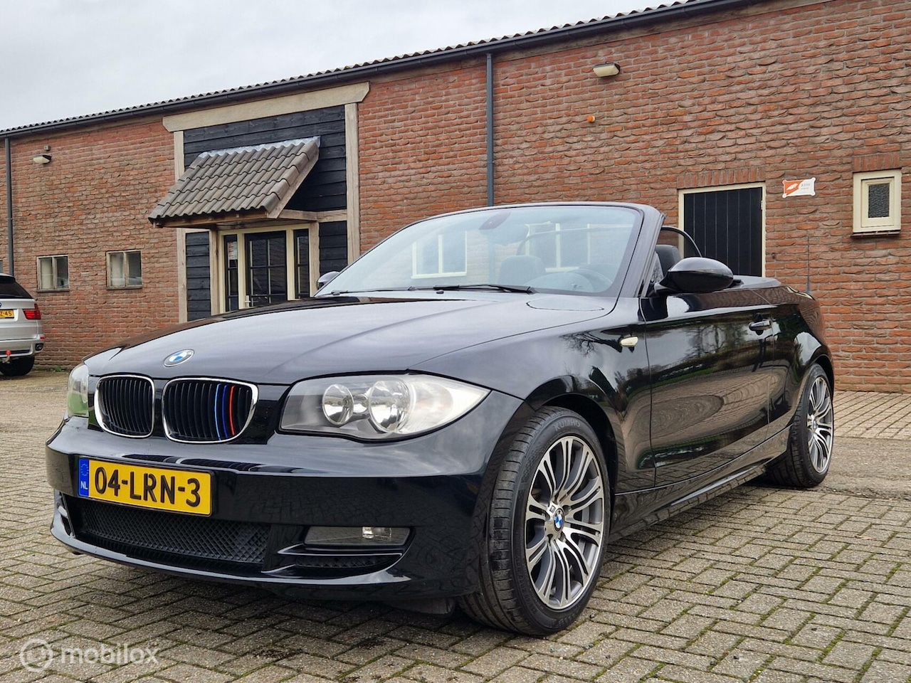 BMW 1-serie Cabrio - 120i High Executive sportstoelen PDC Leder Windscherm - AutoWereld.nl