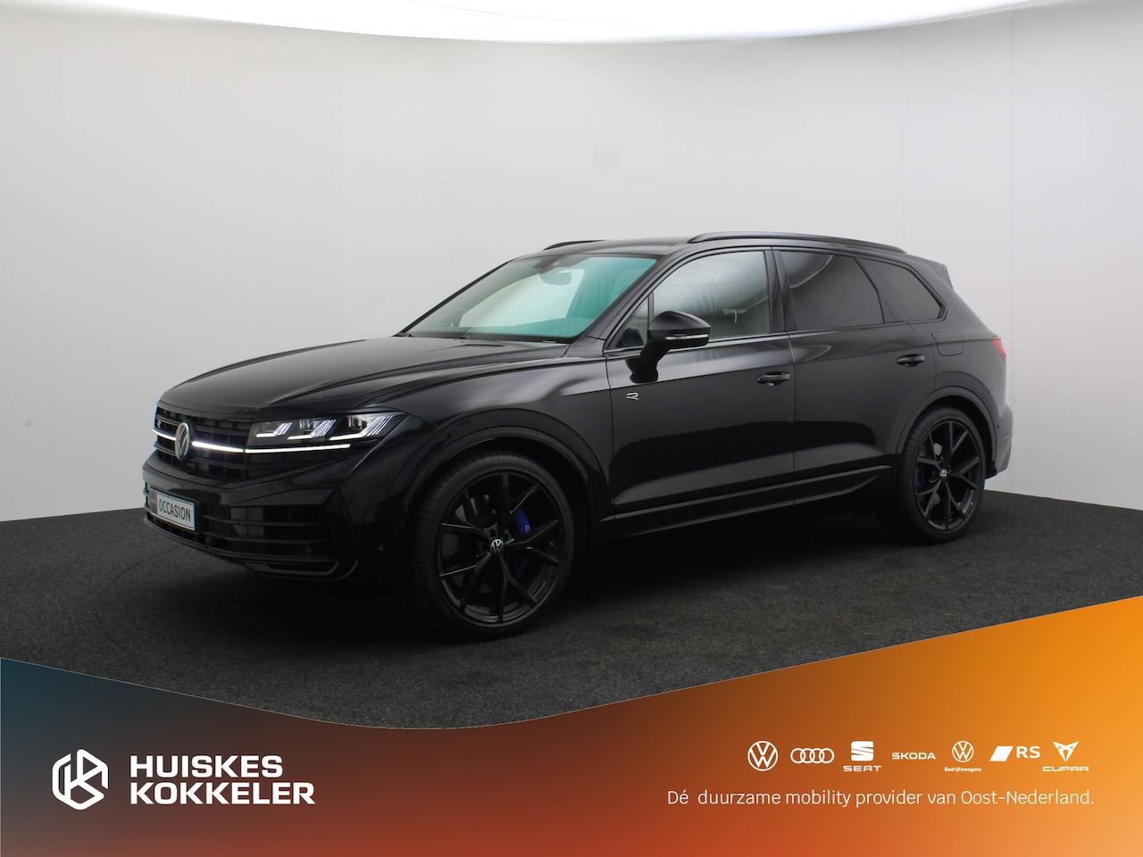 Volkswagen Touareg - R 3.0 TSI eHybrid 462pk Tiptronic Luchtvering, Panoramadak, Lederen bekleding, Achteruitri - AutoWereld.nl