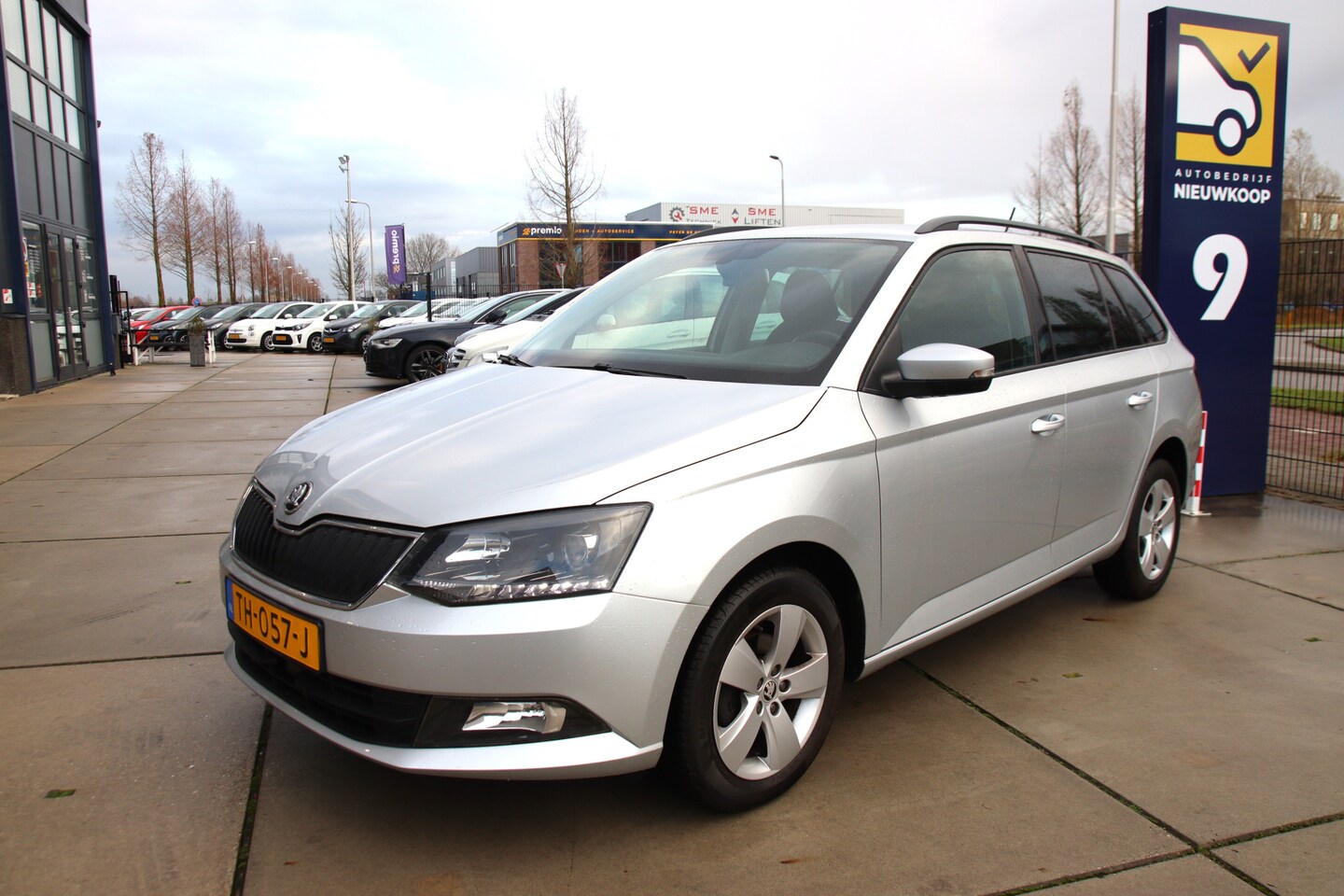 Skoda Fabia Combi - 1.0 TSI Style business Navi, 1e eig, NL auto, Clima, nieuwstaat WINTERSALE! - AutoWereld.nl