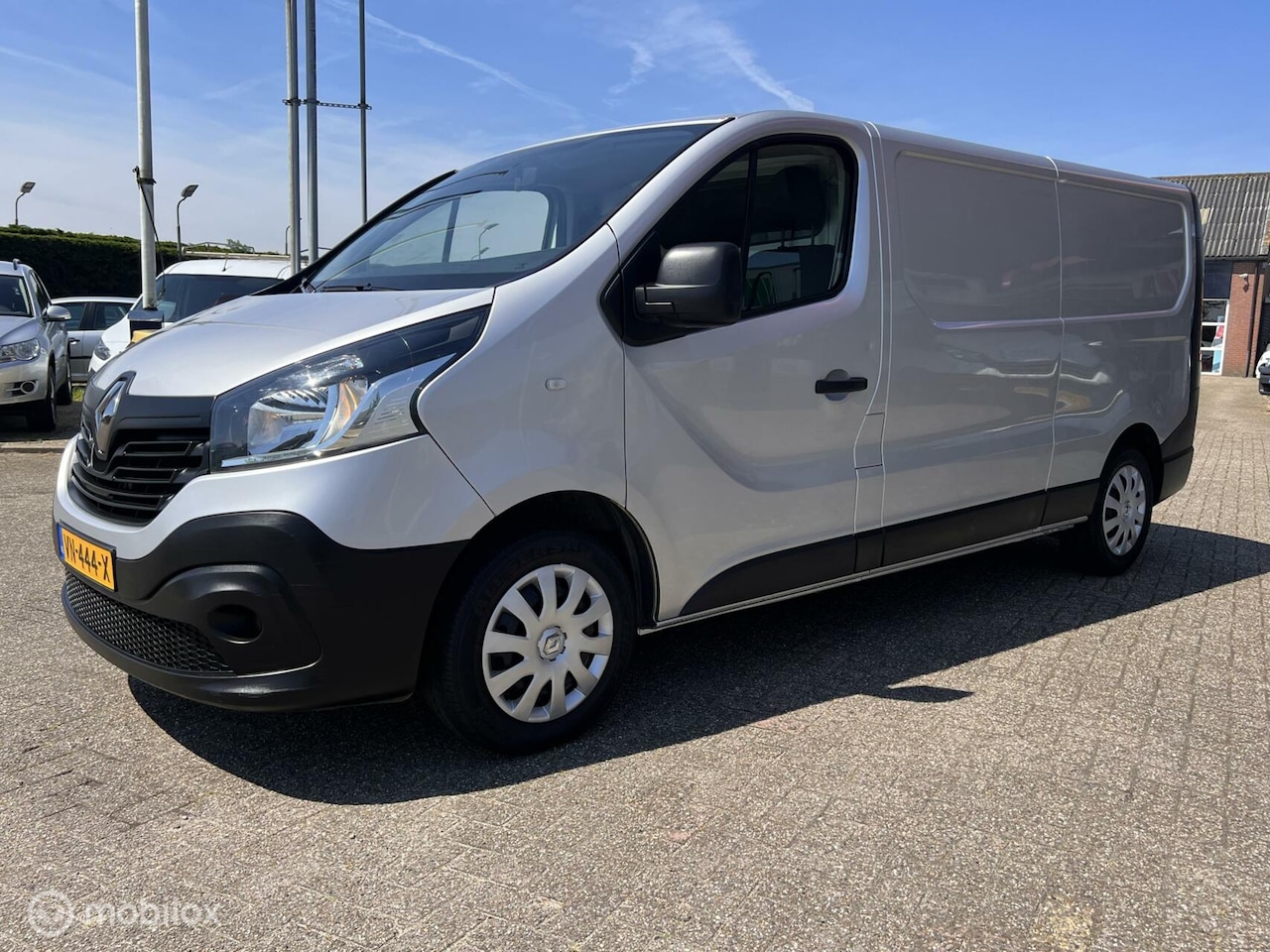 Renault Trafic - bestel 1.6 dCi T29 L2H1 119000 km - AutoWereld.nl