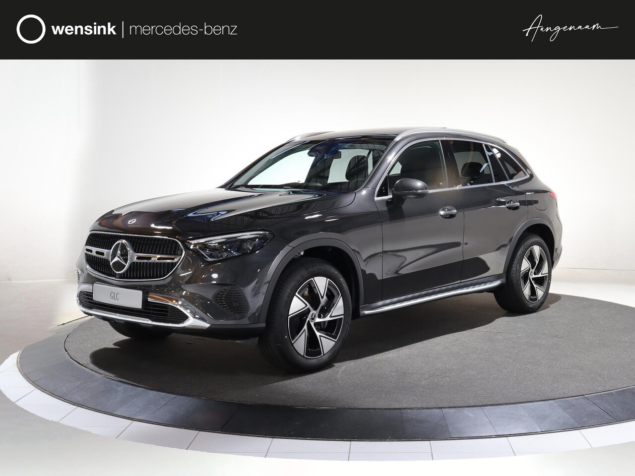 Mercedes-Benz GLC-klasse - 300e 4MATIC Luxury Line Keyless go | Panoramadak | Trekhaak | Treeplanken | Digital light - AutoWereld.nl