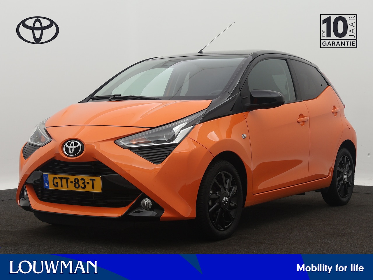 Toyota Aygo - 1.0 VVT-i X-CITE - Bi tone Limited | Apple Carplay/Android Auto | Airco | Camera | LM velg - AutoWereld.nl