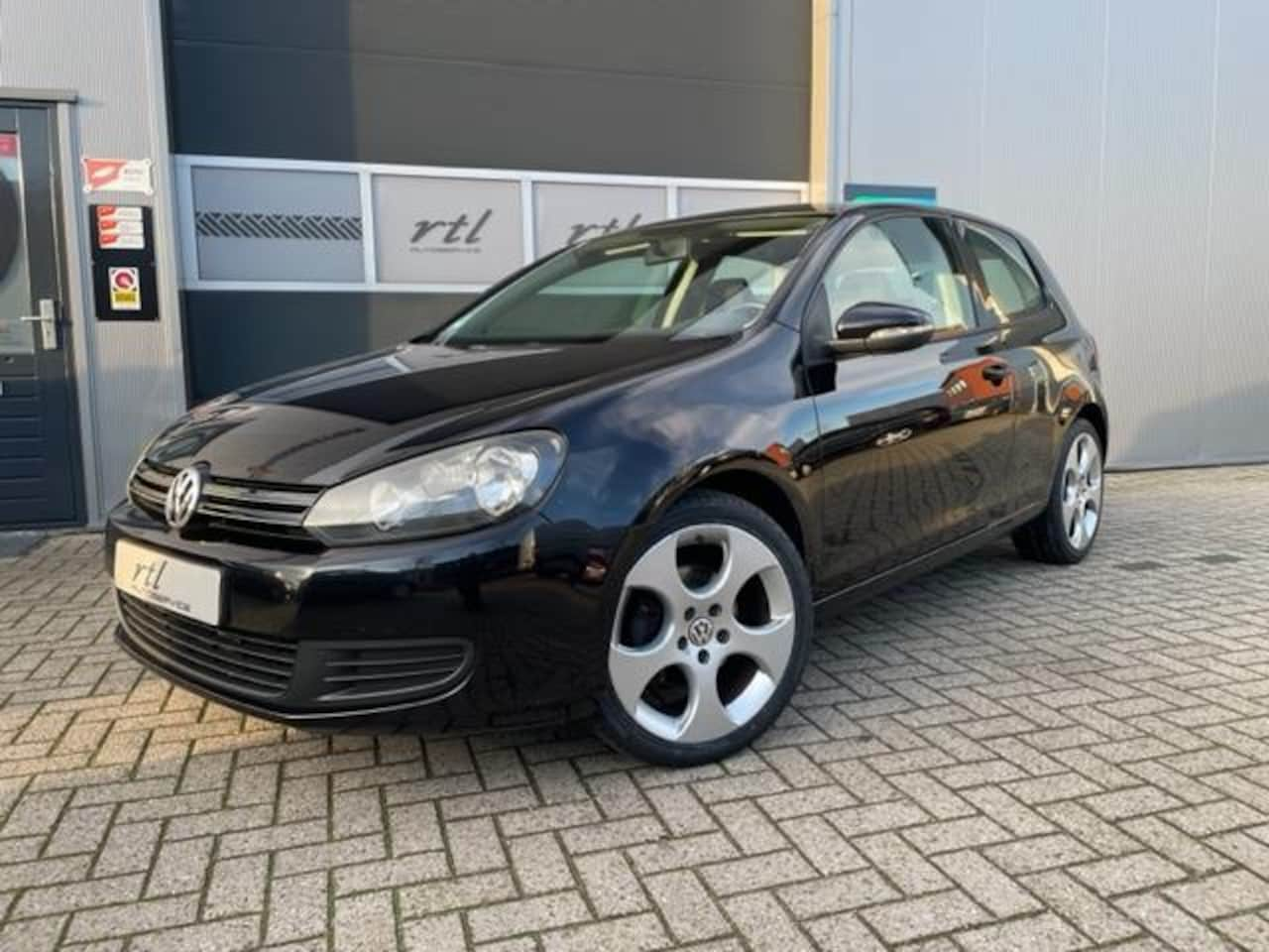 Volkswagen Golf - 1.4 TSI Comfortline 122 pk | Clima | Cruise | 18" GTI | Rijklaar | Keurige staat - AutoWereld.nl