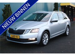 Skoda Octavia Combi - 1.0 TSI Greentech Business Edition ECC/NAV/CRUISE/CARPLAY/BLUETOOTH/PDC/LMV/TREKH