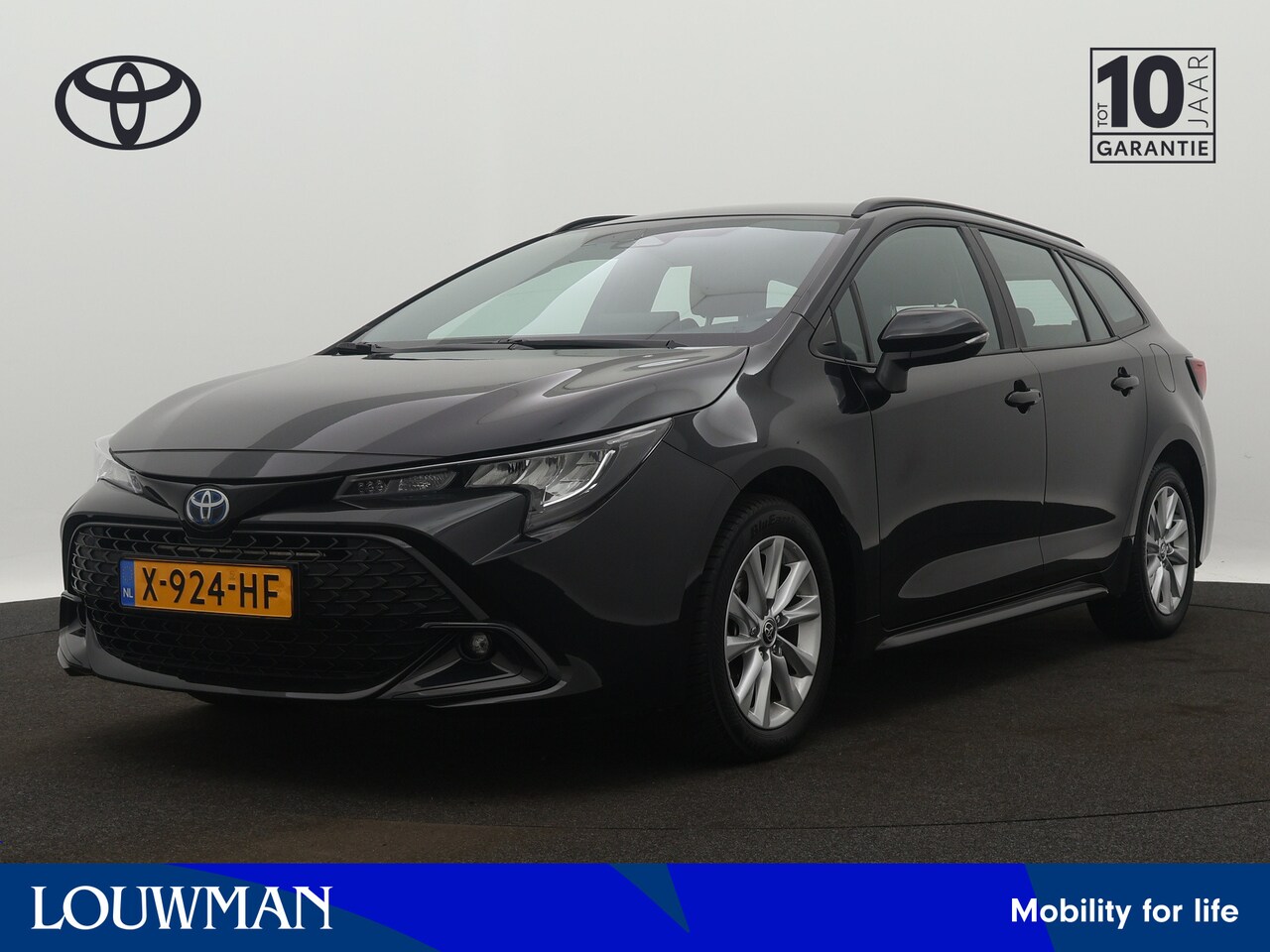 Toyota Corolla Touring Sports - Hybrid 140 Active | LM Velgen | - AutoWereld.nl