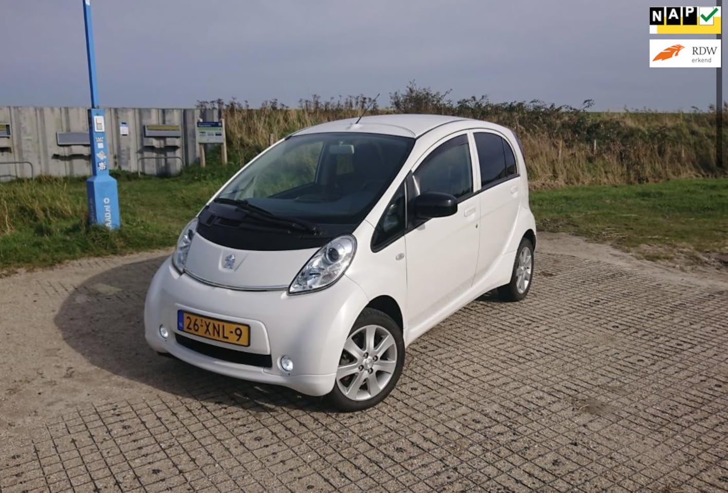 Peugeot iOn - Active / 2012 vol electrisch 89.000km - AutoWereld.nl