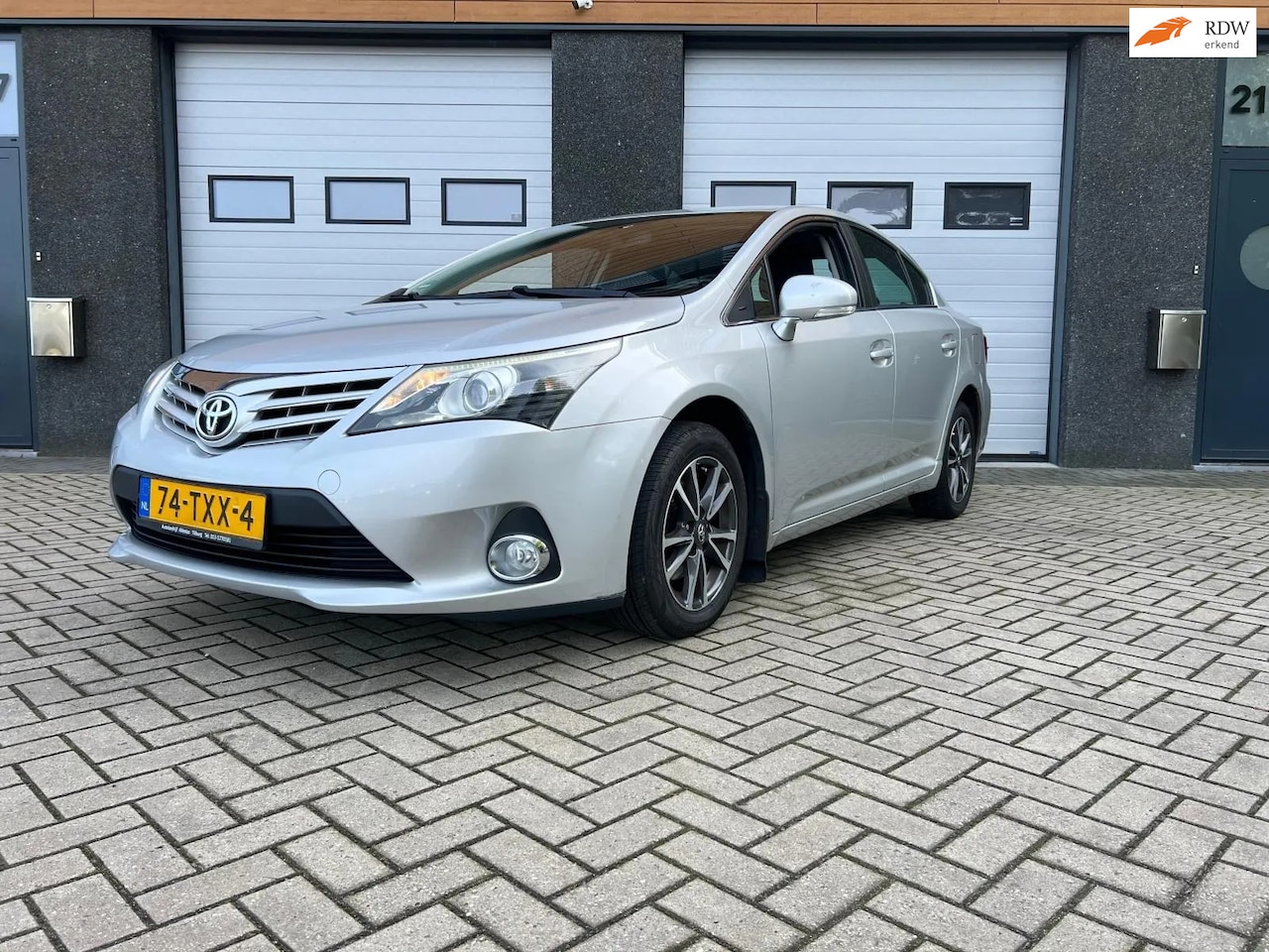 Toyota Avensis - 1.8 VVTi Business 1.8 VVTi Business - AutoWereld.nl