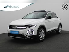 Volkswagen T-Roc - 1.0 TSI 110PK Style | Pano | IQ Light | BEATS | Keyless | Navi Discover Pro | Camera | 18