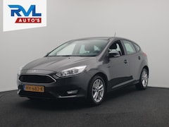 Ford Focus - 1.0 Lease Edition Trekhaak Navigatie Cruise/control