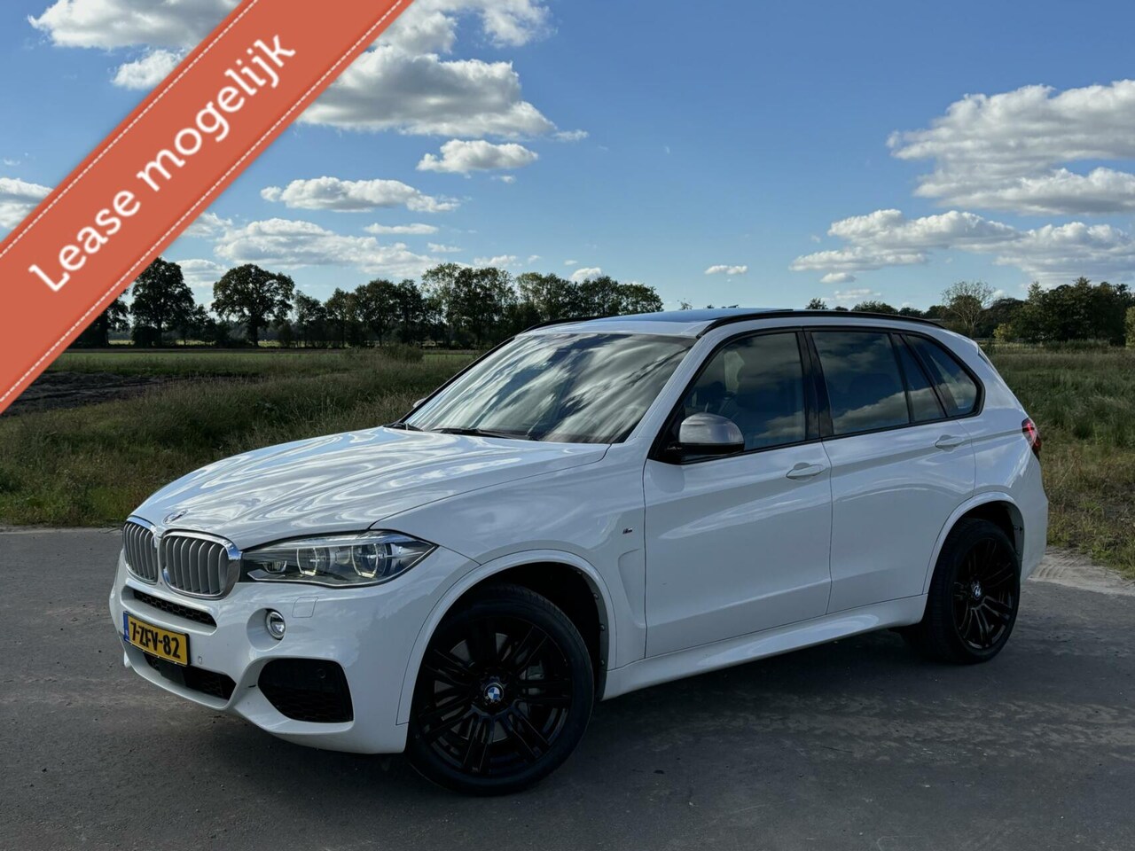 BMW X5 - M50d 381PK M-Sport H/K Pano ACC Softclose Trekhaak - AutoWereld.nl