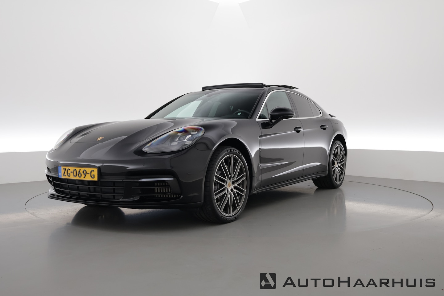 Porsche Panamera - 2.9 4 E-Hybrid | Pano | Sportchrono | Luchtvering | Soft Close - AutoWereld.nl