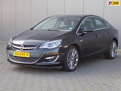 Opel Astra - 1.4 Turbo Sport +