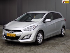 Hyundai i30 Wagon - 1.6 GDI i-Vision Xenon camera