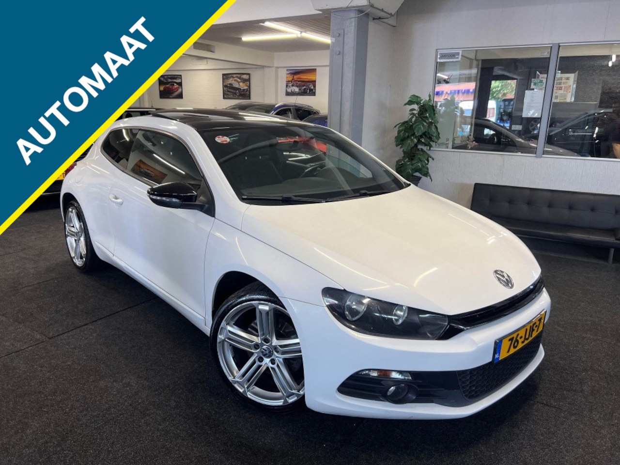 Volkswagen Scirocco - 1.4 TSI Highline*DSG*NAP*PANO - AutoWereld.nl