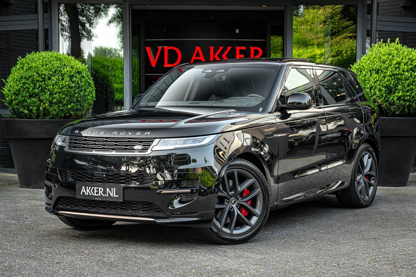 Land Rover Range Rover Sport - LANDROVER P550e AUTOBIOGRAPHY MASSAGE+PANO.DAK+4WSTURING+TR.HAAK - AutoWereld.nl