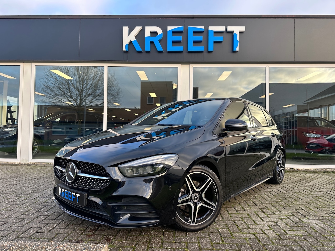 Mercedes-Benz B-klasse - 200 AMG Line 200 AMG Line - AutoWereld.nl