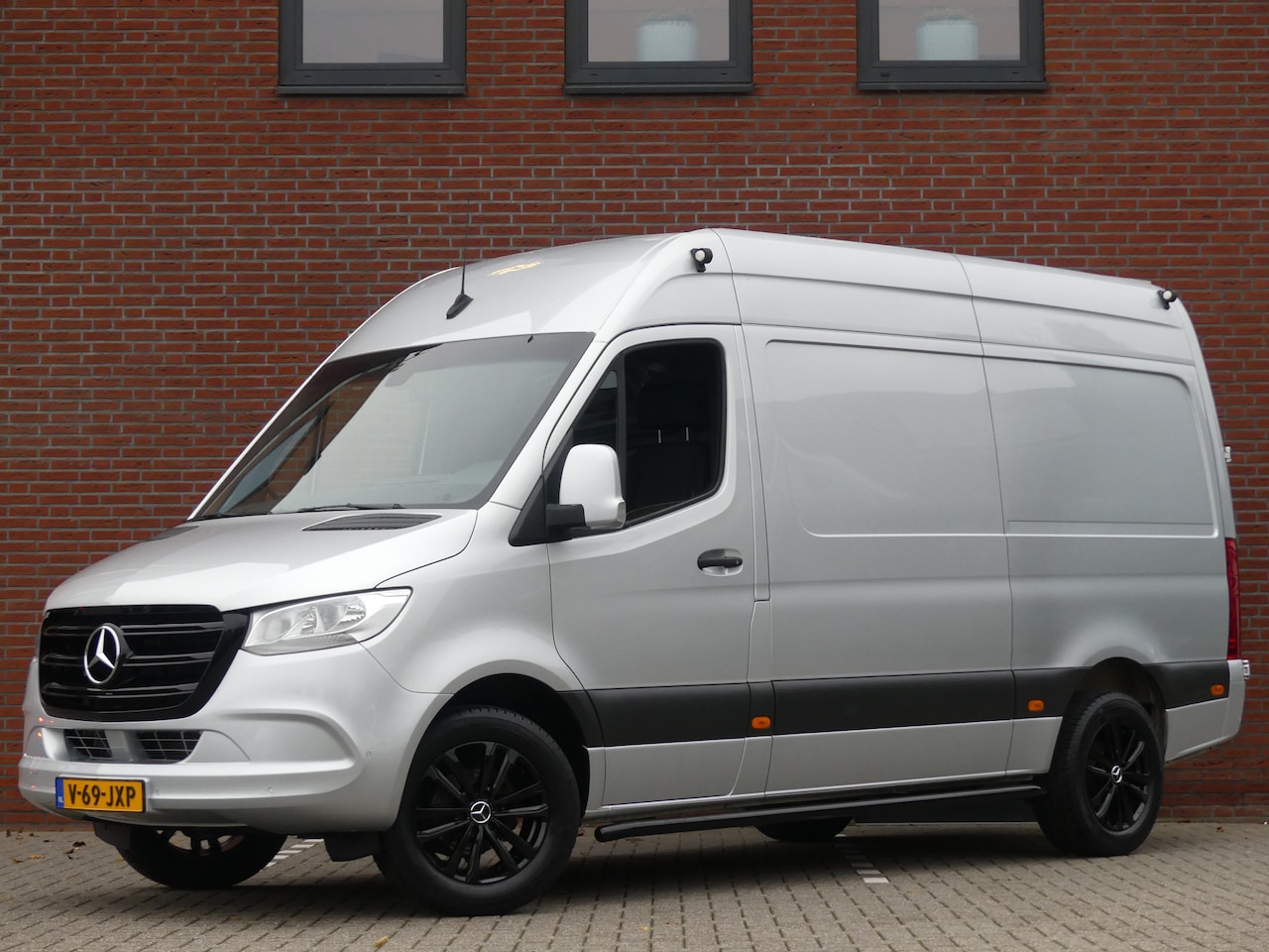 Mercedes-Benz Sprinter - 319 CDI V6 L2H2 3500KG Trekgewicht Camera/Airco - AutoWereld.nl