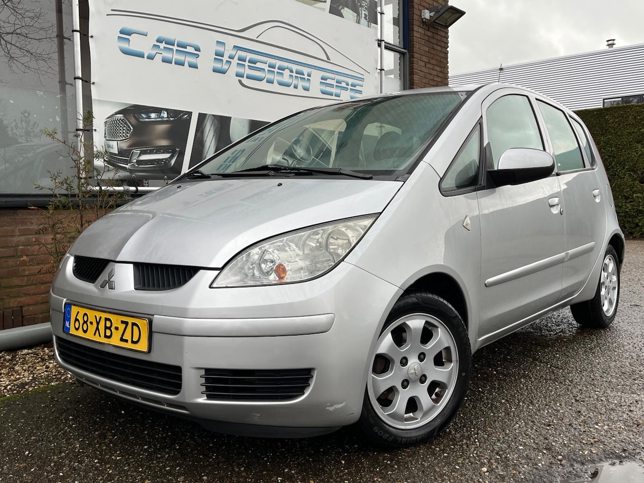 Mitsubishi Colt - 1.3 Invite|5-deurs| - AutoWereld.nl