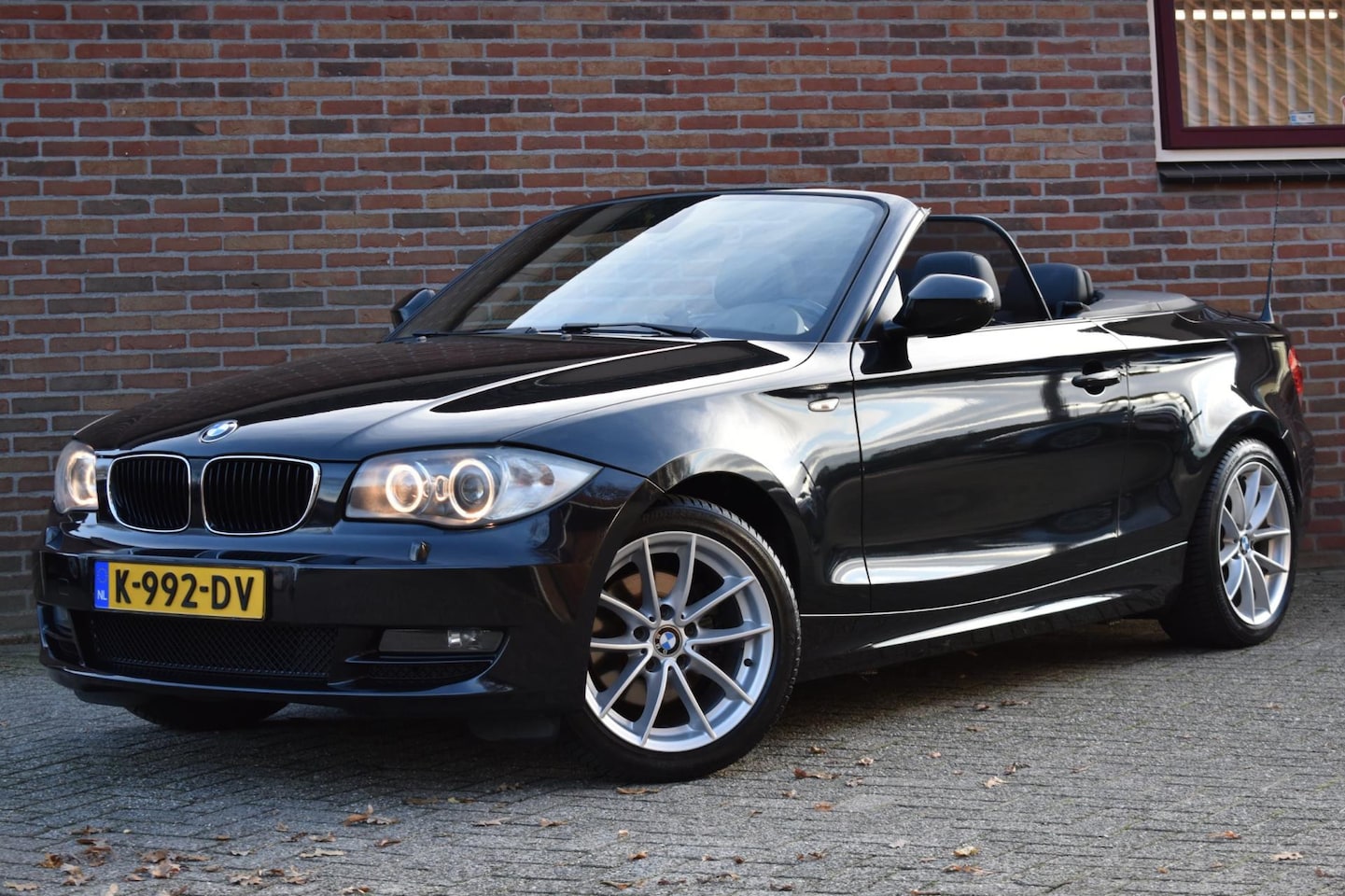 BMW 1-serie Cabrio - 120d High Executive '10 Xenon Leder Navi Clima Cruise Inruil mogelijk - AutoWereld.nl